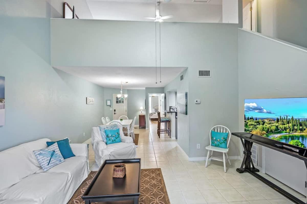 The Salty Saint Townhouse By The Beach سانت أوغيستين المظهر الخارجي الصورة